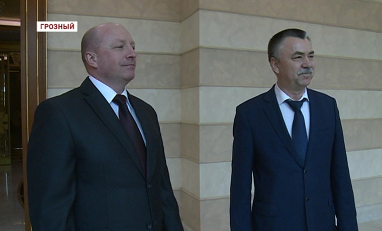 Рамзану Кадырову представили нового руководителя Управления ФСБ по Чеченской Республике
