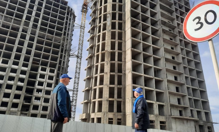 Партийцы провели выездной мониторинг школ, детсадов и медицинских учреждений ЧР