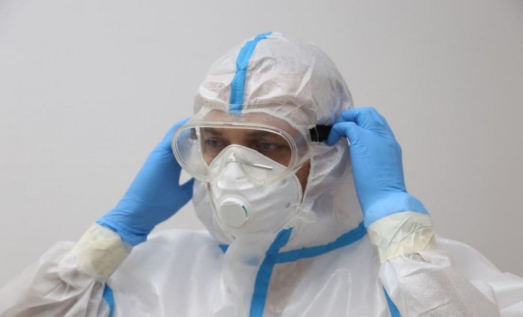 Министр здравоохранения ЧР призвал жителей вакцинироваться против Covid-19 и не доверять слухам