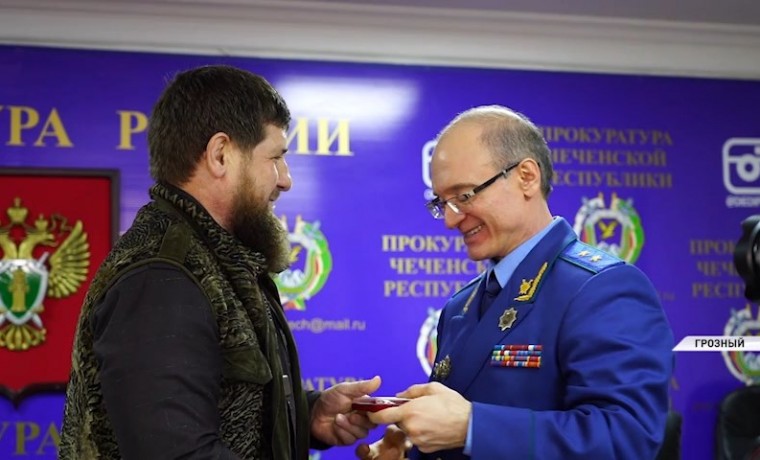 Рамзан Кадыров вместе с заместителем Генерального прокурора РФ Андреем Кикотем принял участие в коллегии надзорного органа ЧР