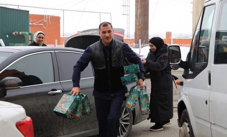 Партийцы «Единой России» навестили воспитанников Шалинского реабилитационного центра