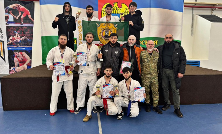 Росгвардейцы из Чеченской Республики стали призерами чемпионата СКО по рукопашному бою