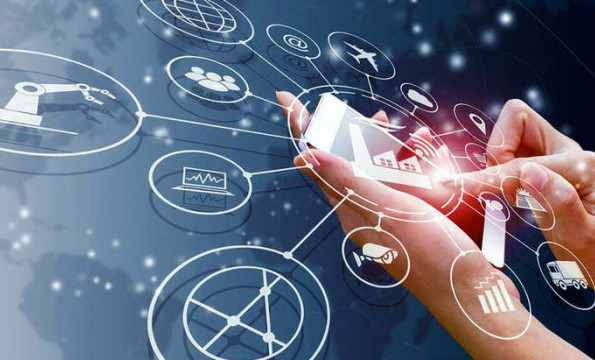 Глава Минцифры сообщил о подготовке с ЦБ программы по введению цифрового рубля