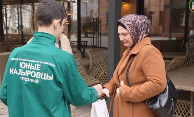 В Грозном прошла акция «Хиджаб украшает»
