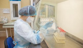 В России за сутки выявили 27 328 случаев заражения коронавирусом