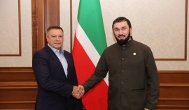 Магомед Даудов провёл рабочую встречу с Андреем Потаповым