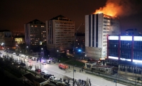Стала известна предварительная причина пожара в многоэтажке в центре Грозного 