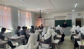 В Грозненском районе инспекторы ПДН провели профилактические беседы со школьниками