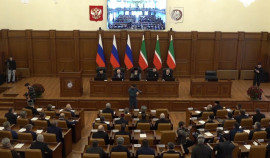 В Парламенте Чеченской Республики прошло торжественное собрание ко Дню Конституции