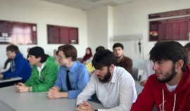 Студентам ЧГУ рассказали о важности профессии социального работника и волонтерской деятельности