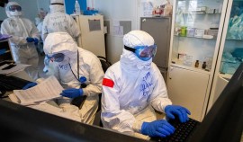 За сутки в России выявили 8 995 случаев заражения коронавирусом