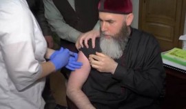 Муфтий ЧР сделал прививку от коронавируса