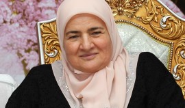 Владимир Путин наградил Аймани Кадырову Орденом почета