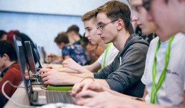 Более 80 тысяч студентов могут быть зачислены на «цифровые кафедры» до конца сентября