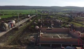 Рамзан Кадыров проинспектировал ход строительства домов для семей, пострадавших от стихии