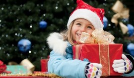 Подарки сотрудникам и их детям к Новому году готовят 87% работодателей в Грозном − SuperJob