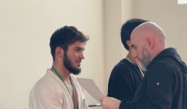 Сотрудник Росгвардии одержал победу на чемпионате по рукопашному бою в Чеченской Республике
