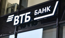 Опрос: На что родители разрешают детям тратить деньги в интернете?