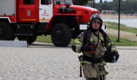 Сотрудники МЧС России обеспечили безопасность матча 