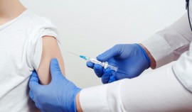 Более 300 тысяча доз вакцины от кори и паротита поставят в регионы РФ 22 декабря