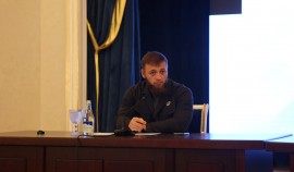 Иса Ибрагимов провел провёл встречу с творческими коллективами, солистами и сотрудниками филармонии