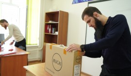 Фонд Кадырова обеспечил новыми компьютерами Чеченский государственный педколледж