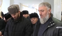 Депутаты присоединились к акции "Дари добро вместе с Айшат"