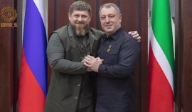 Рамзан Кадыров поздравил Бекхана Таймасханова с присуждением высокой награды