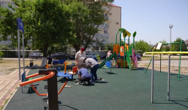 В Грозном в рамках субботников обновили фасады 400 зданий и 1300 подъездов