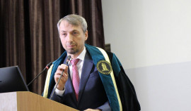 Эльхан Сулейманов стал почётным профессором Педиатрического университета