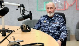 Майор полиции Арун Джабраилов рассказал о значении Дня мира в Чеченской Республике| грозный, чгтрк