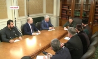 Рамзан Кадыров обсудил с чеченскими журналистами «смертельные игры» в соцсетях