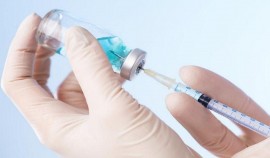 Людям со злокачественными новообразованиями следует с осторожностью применять вакцину «Спутник V»