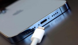 Магазины Apple не рекомендуют заряжать iPhone 15 кабелями для Android из-за риска воспламенения