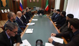 В Парламенте ЧР обсудили вопросы координации деятельности благотворительных фондов| грозный, чгтрк