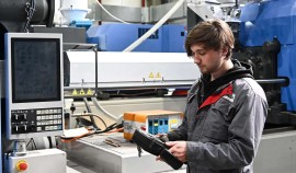 Число россиян, считающих рабочие профессии престижными, выросло до 74%