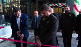Рамзан Кадыров принял участие в открытии ультрасовременного жилого комплекса на 672 квартиры| грозный, чгтрк