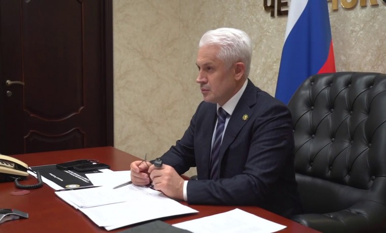 Муслим Хучиев принял участие в стратегической сессии