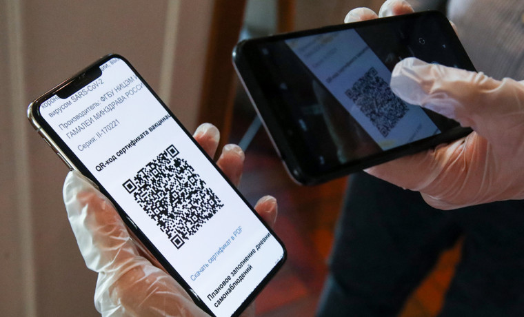 Анна Попова заявила, что QR-кодов для борьбы с COVID-19 недостаточно
