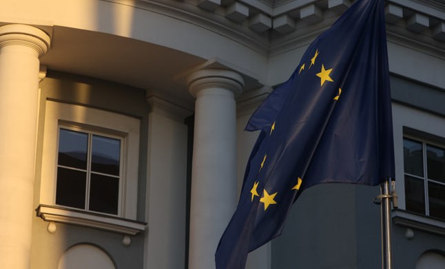 ЕС утвердил потолок цен на нефтепродукты из России