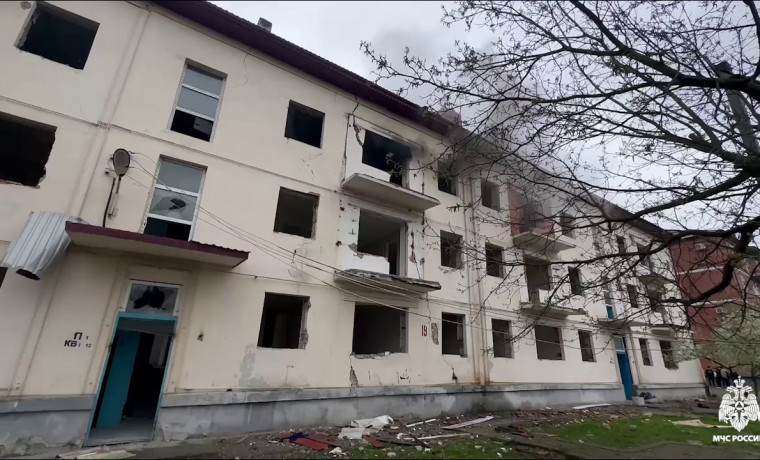 В Грозном прошла тренировка по ликвидации пожара в многоквартирном доме