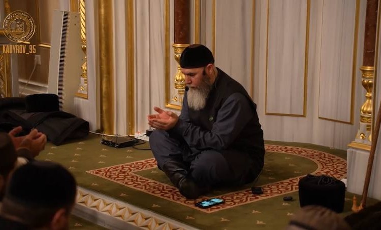 Рамзан Кадыров: «Дуа для верующего является милостью Аллаха"