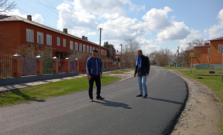 Представители «Единой России» провели еженедельный мониторинг строящихся объектов в ЧР