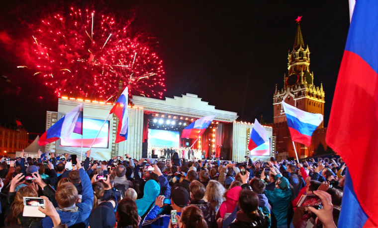 Следующие длинные выходные ожидают россиян с 11 по 13 июня по случаю Дня России