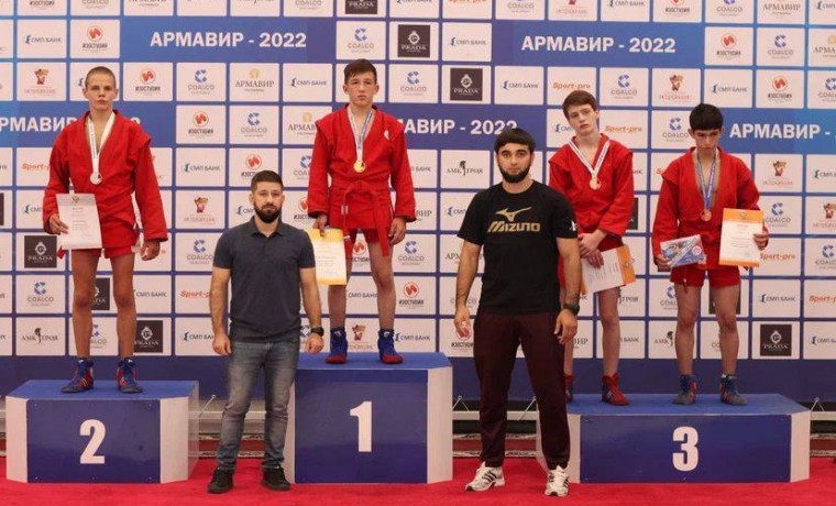Чеченские самбисты завоевали три медали на первенстве России