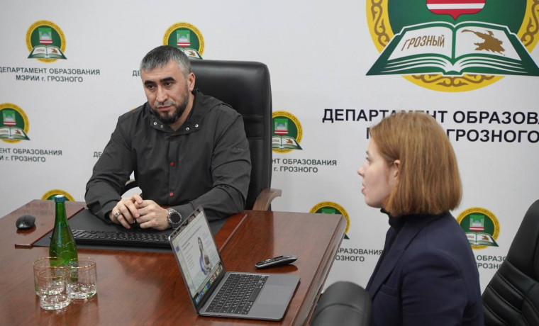 В Грозном представили проект «Академия функциональной грамотности» от платформы Учи.ру