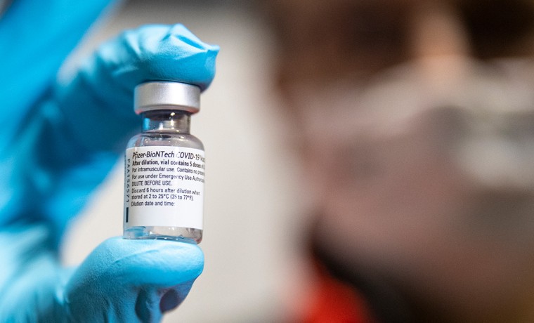 Германия признала эффективность вакцины «Спутник V» и допустила ее регистрацию в ЕС