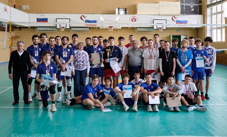 Волейбольная команда ЧГПУ выиграла Всероссийский турнир ко Дню защитника Отечества