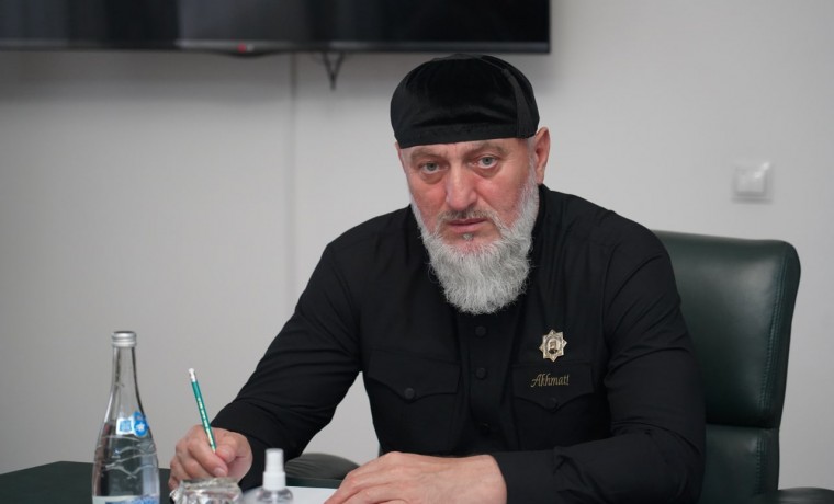 Адам Делимханов провел в АО «Чеченэнерго» заседание Оперштаба по развитию энергокомплекса ЧР