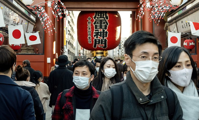 Япония присвоила наивысший уровень опасности новому штамму "омикрон"